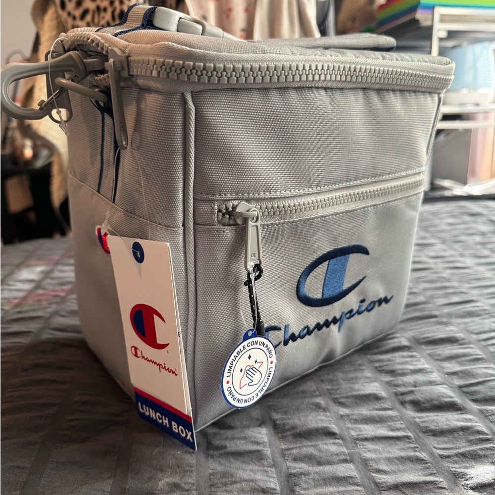Champion Insulated Lunch Box
